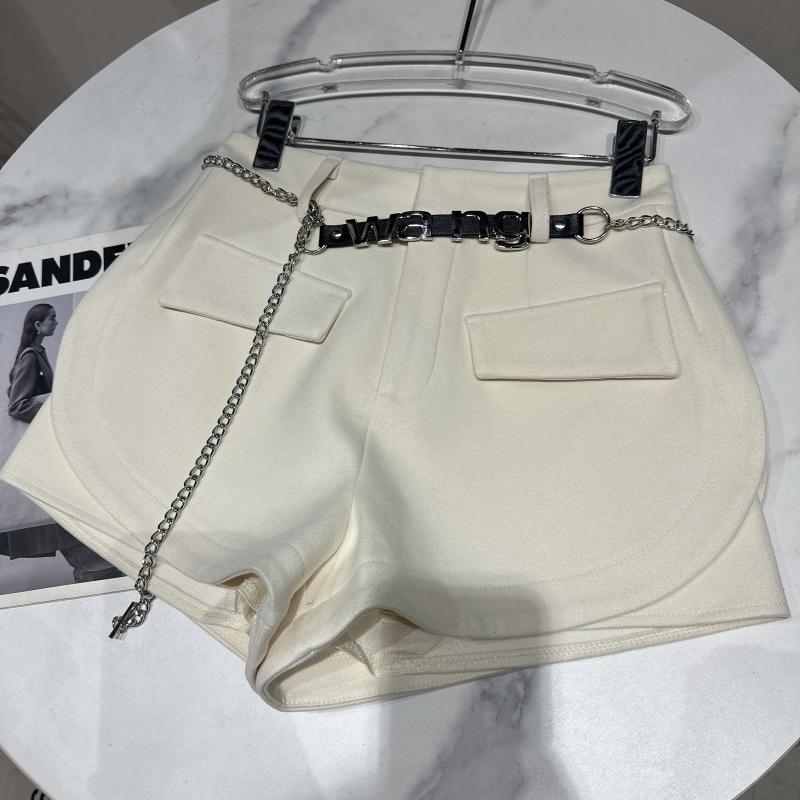 Three-dimensional Pocket Three Cent Wool Shorts Women