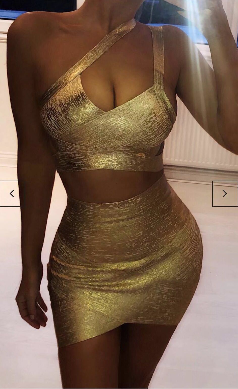 Slanted shoulder bronzing short skirt