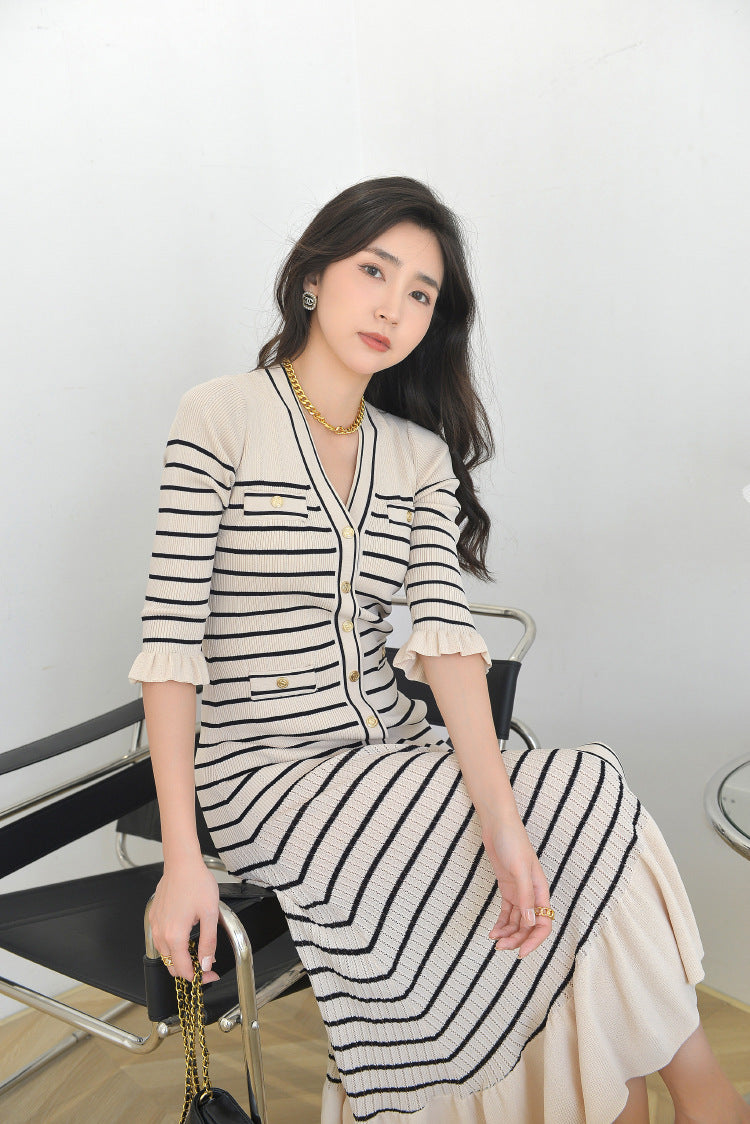 Spring And Summer Striped Knitted V-neck Dress