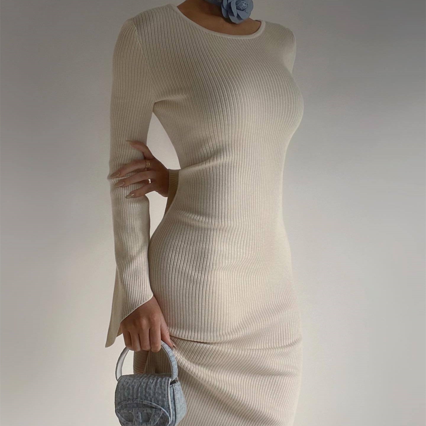 Autumn And Winter Long Sleeve Knitted Fashion Backless Round Neck Dress