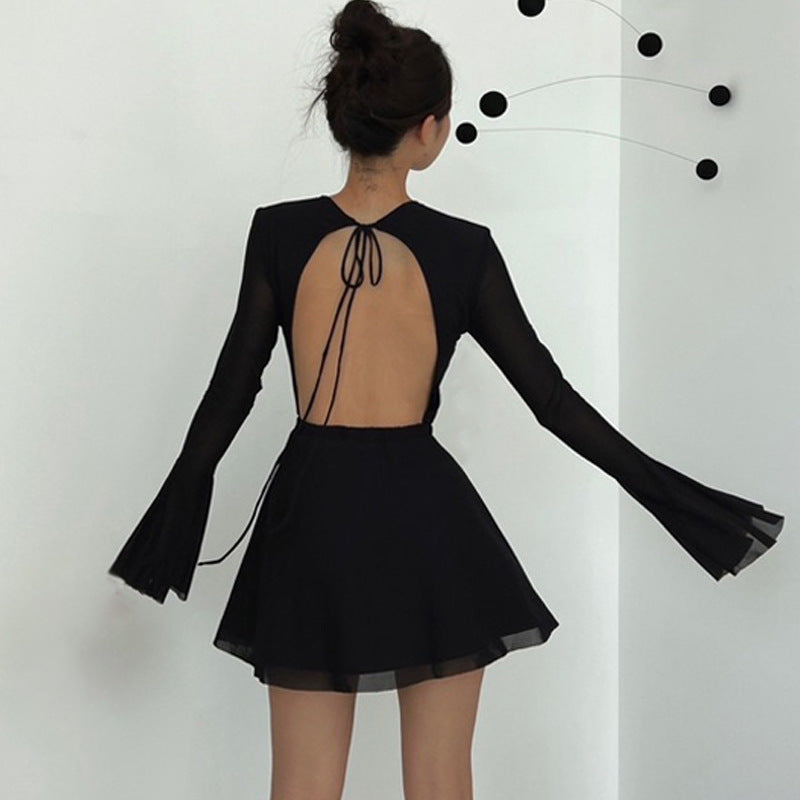 Temperament Crew Neck Horn Long Sleeve Mesh Dress Sexy Backless Skinny Skirt