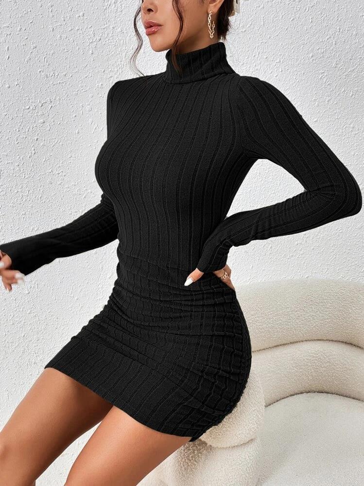 Women's Chest-flattering And Hip-wrapped Dress