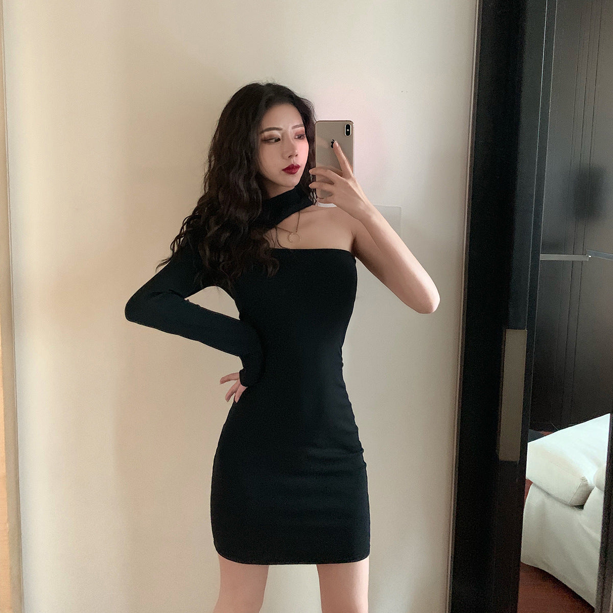 New Temperament Sexy Off-the-shoulder One-sleeve Slim-fit Sheath Dress