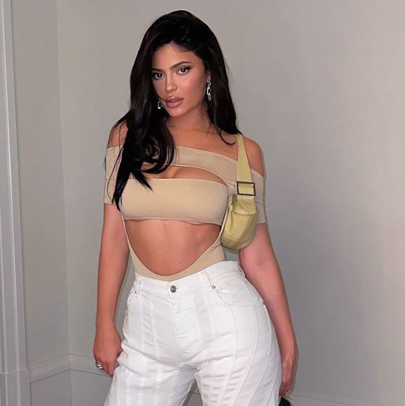 One-shoulder Short-sleeved Cut-out Breast-wrapped Bodysuit