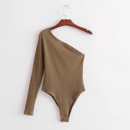 One-shoulder long-sleeved one-piece T-shirt