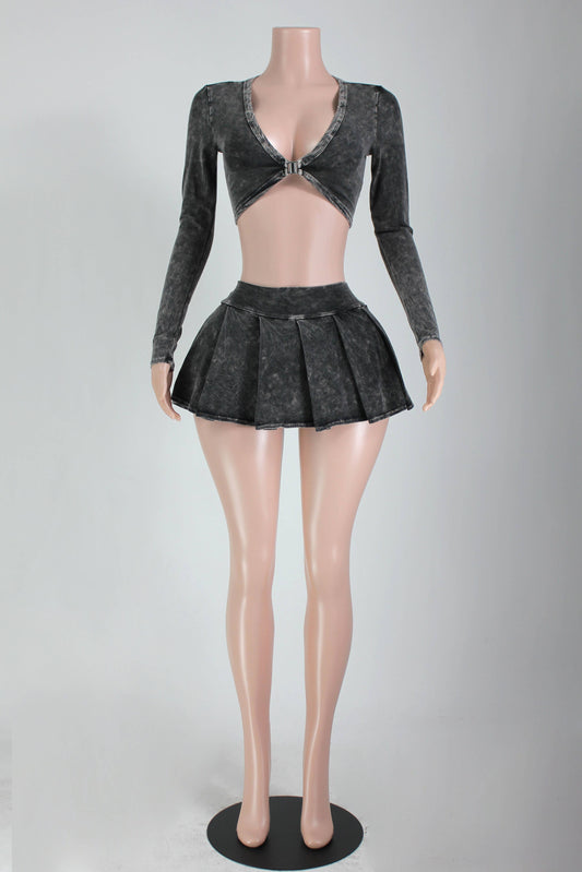 MINERAL WASH BUCKLE TOP & PLEATED SKIRT SET