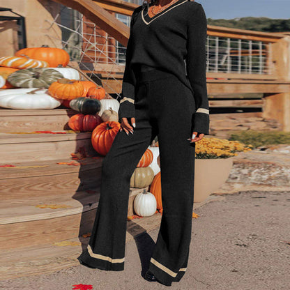 Two-piece Set With Contrasting Trim