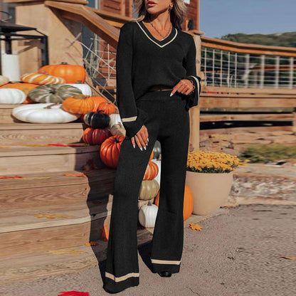 Two-piece Set With Contrasting Trim