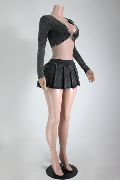 MINERAL WASH BUCKLE TOP & PLEATED SKIRT SET