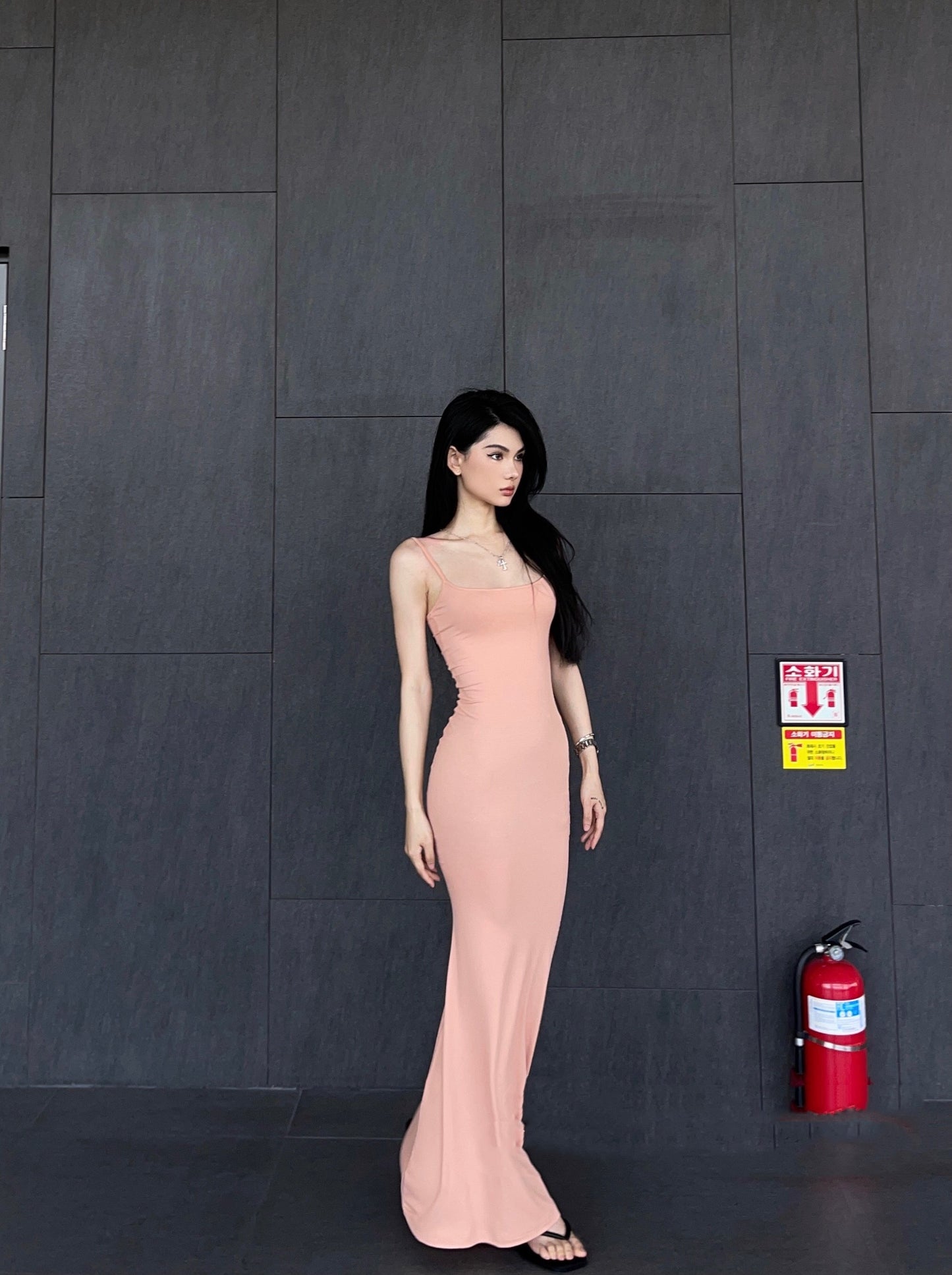Slim Wrapped Hip Black Strap Dress For Women